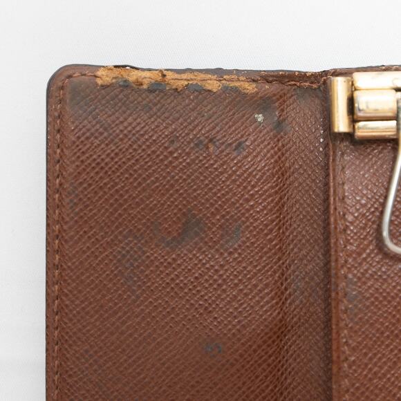 Authentic Louis Vuitton Monogram Multicles 4 Key Holder 2002 - Picture 10 of 16